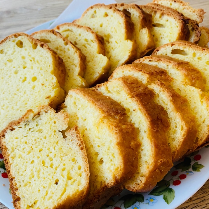 生クリームで作るしっとりパウンドケーキ